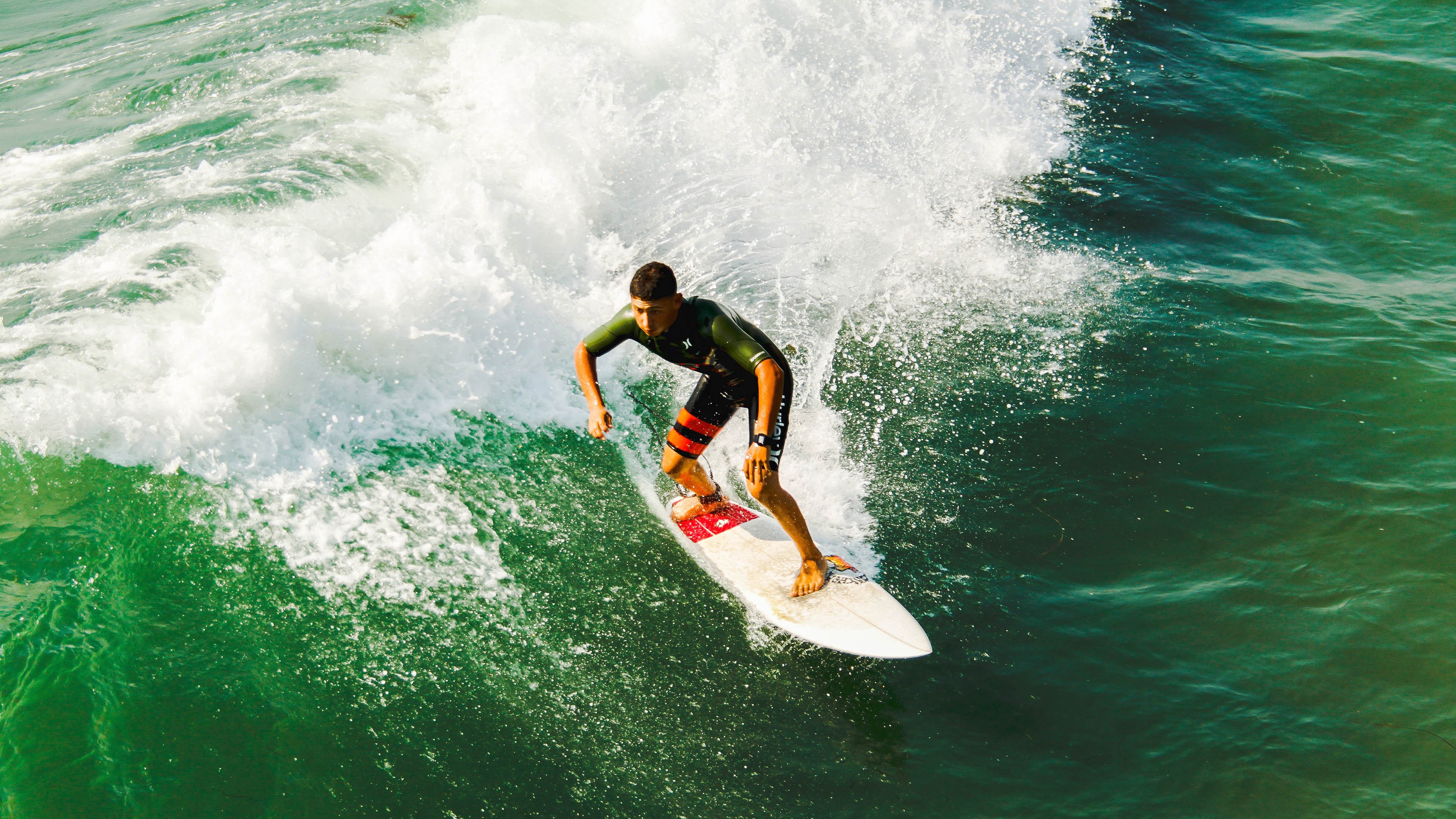 开云·体育官网-哈兰德的无球跑动助攻,成曼城致胜的隐形力量,哈兰德真的适合曼城吗